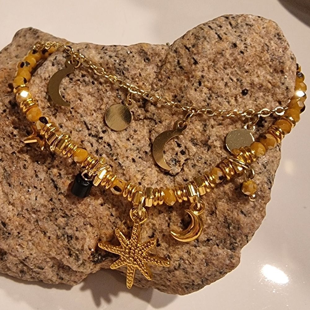 New Free People Gold and Brown Charm Bracelet